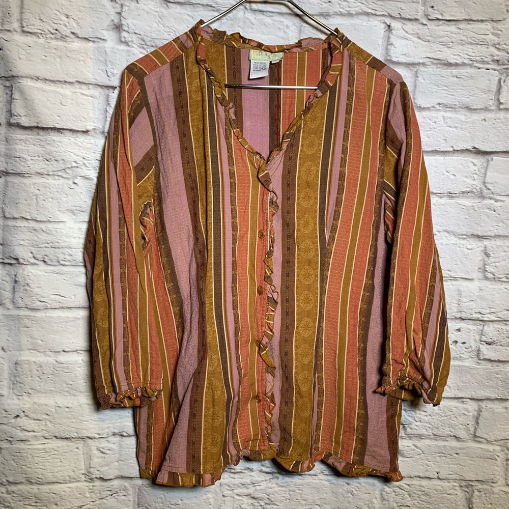 The territory ahead XL neutral stripe shirt 3222